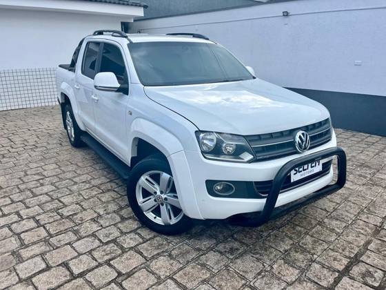 VOLKSWAGEN AMAROK 2.0 HIGHLINE 4X4 CD 16V TURBO INTERCOOLER DIESEL 4P AUTOMÁTICO